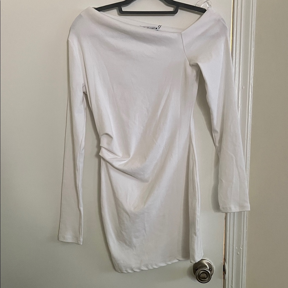 Zara Off-Shoulder White Long Sleeve Top